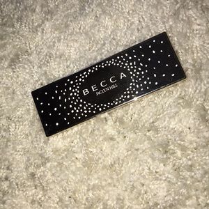 Becca x Jaclyn Hill eyeshadow palette